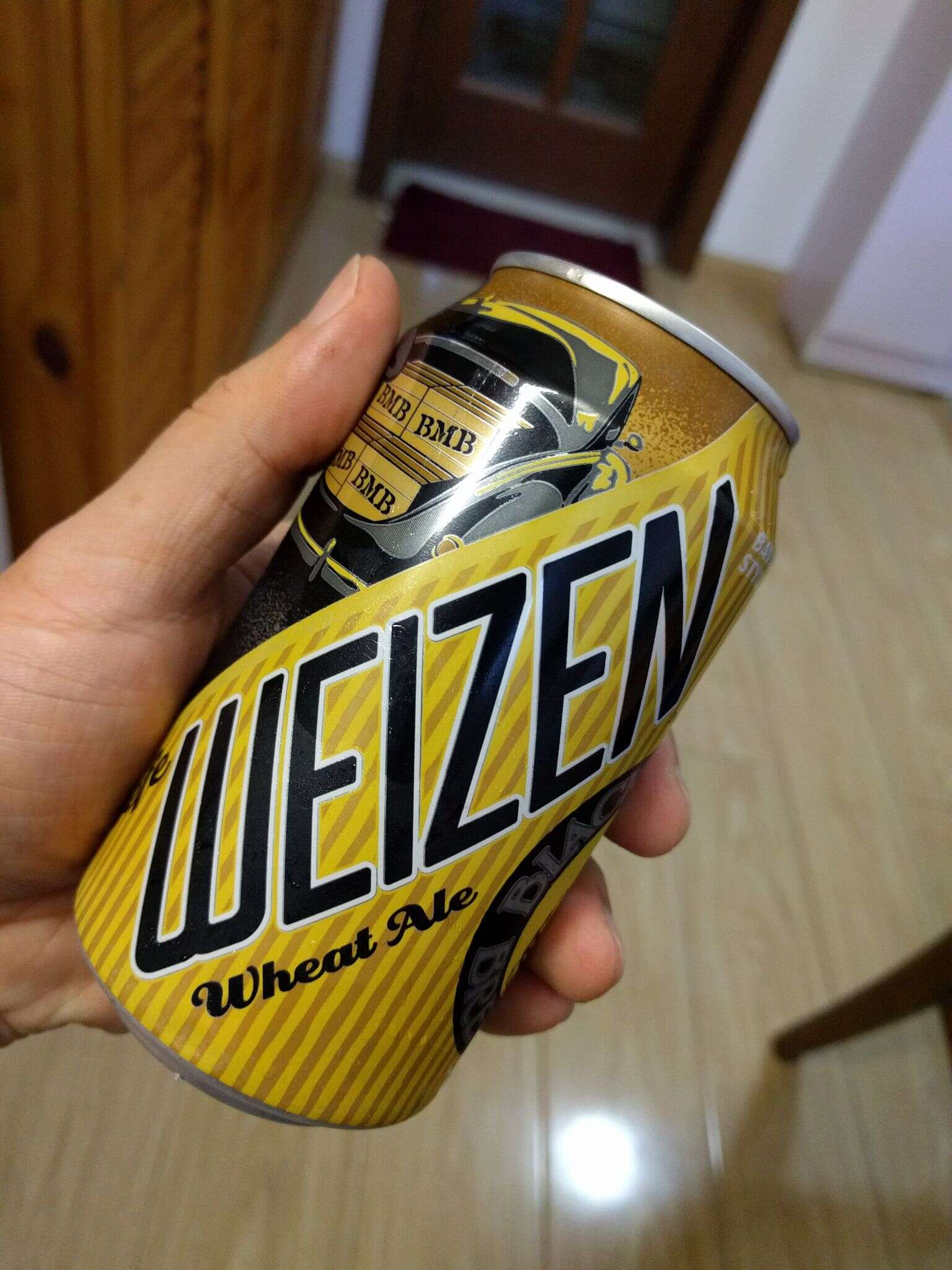 Black Market Hefeweizen 20160911 183037